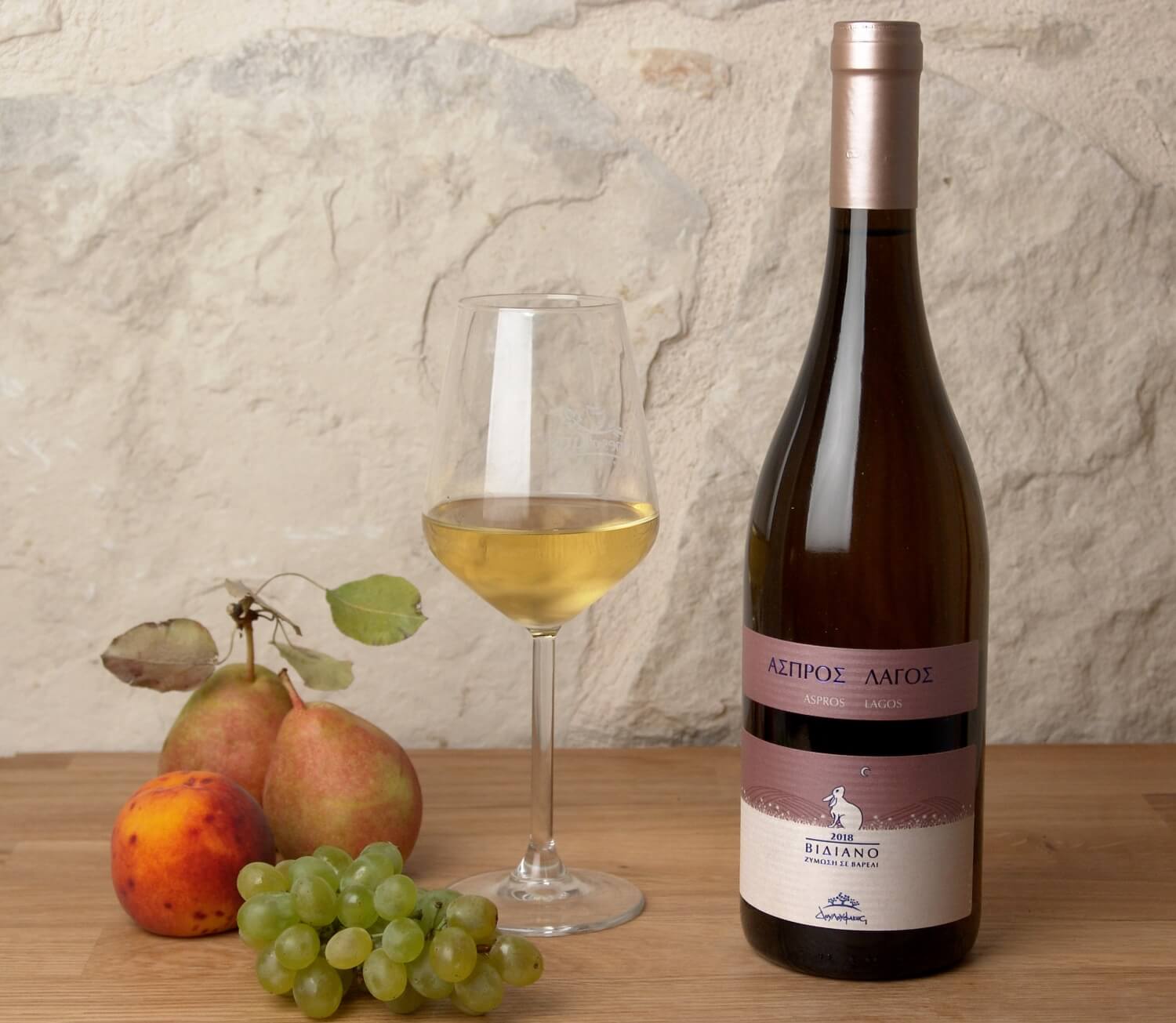 Вино из  Сорта винограда Vidiano (Видиано) от Douloufakis, ферментированное и выдержанное в бочках.